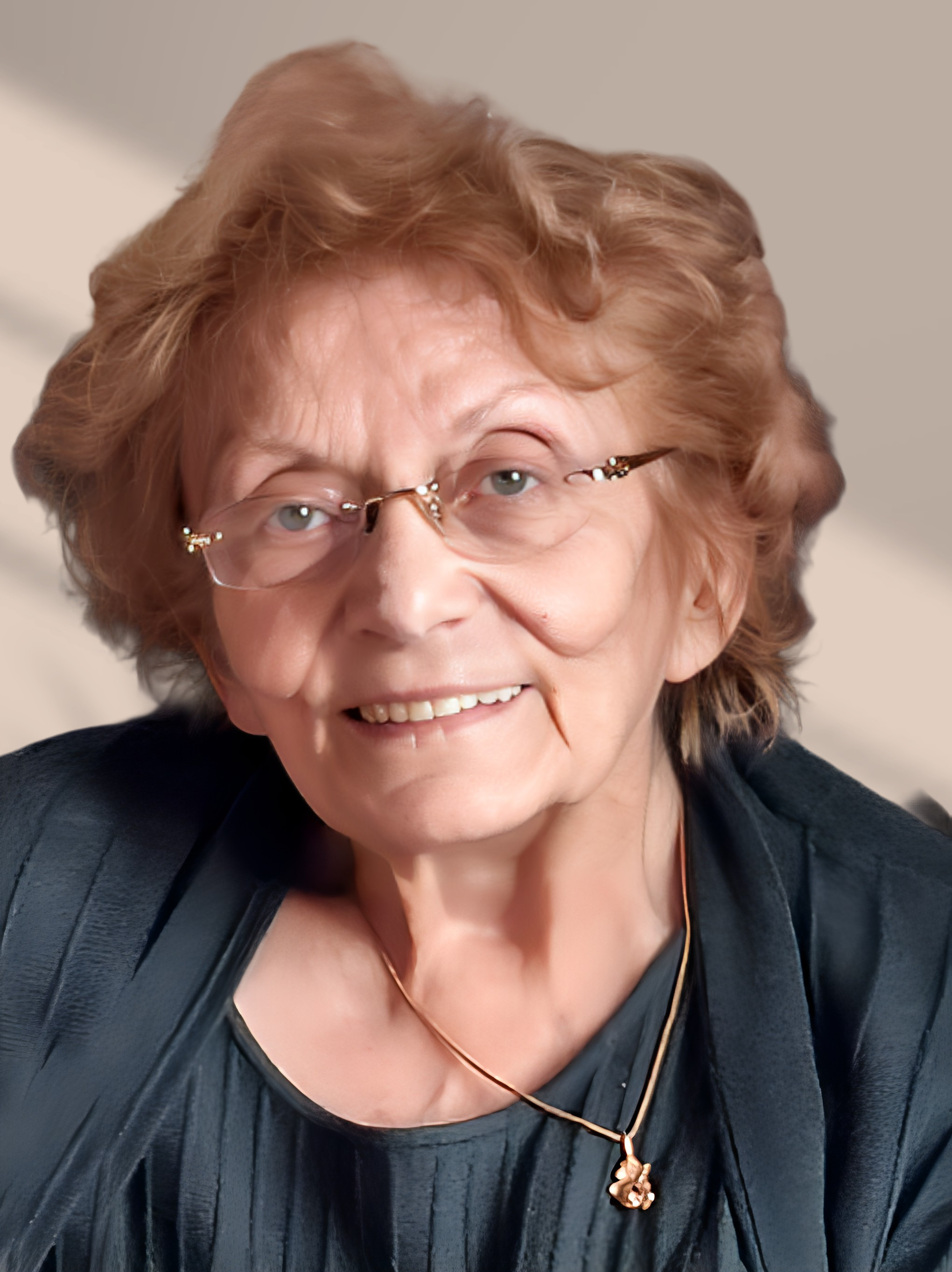 Madame Julia MAMBOUR